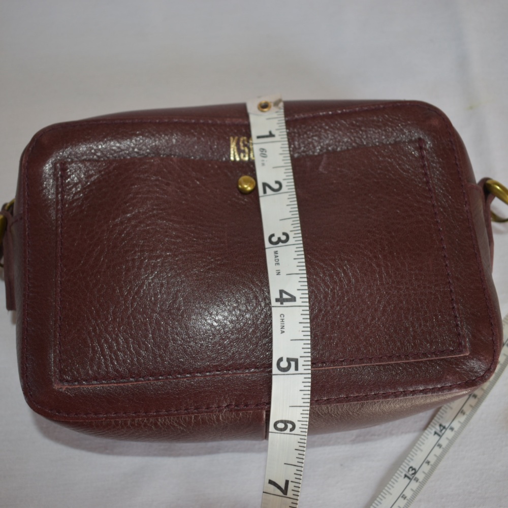 Madewell The Transport Camera Bag Dark Cabernet - Picture 15 of 16